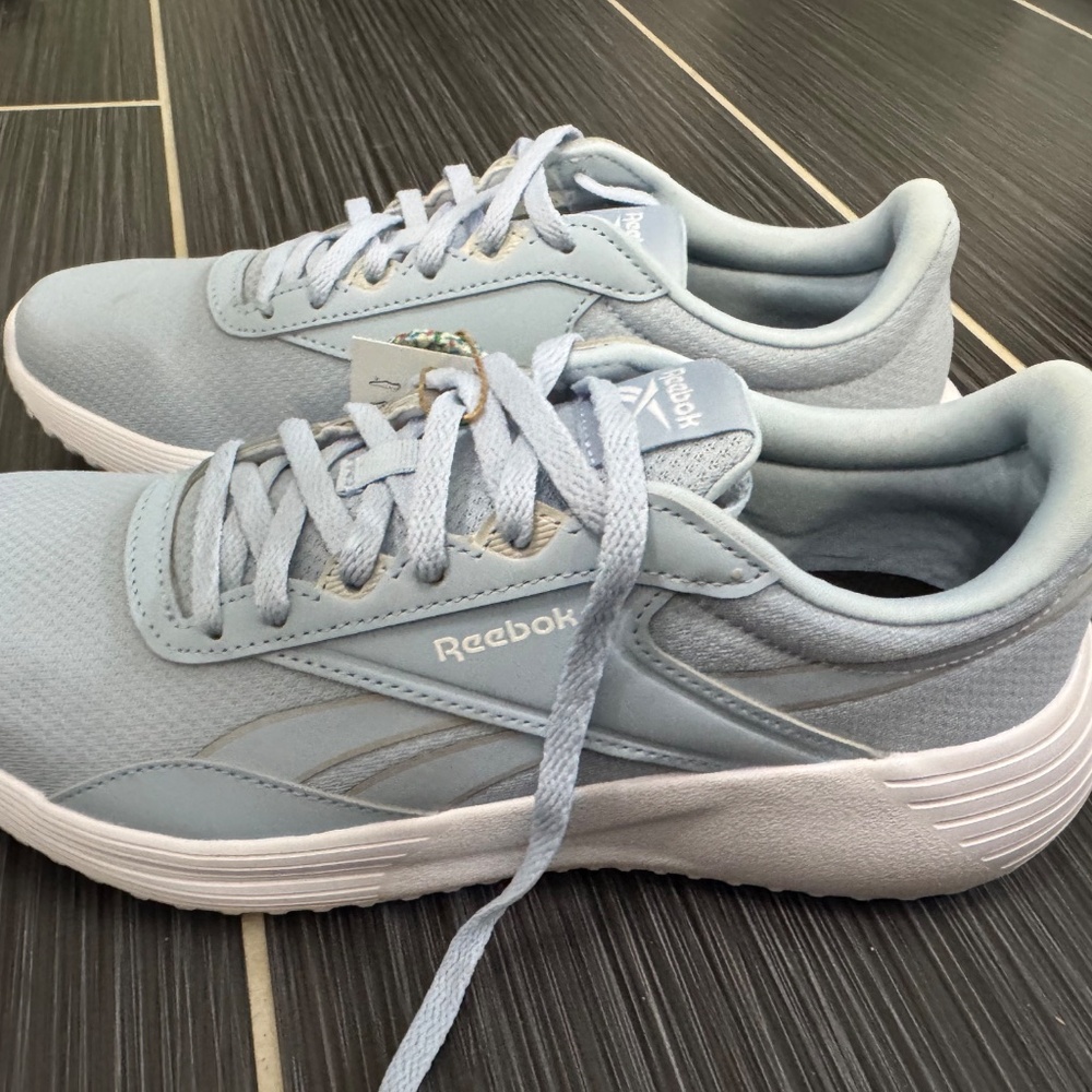 Reebok Lite 4 Sneakers Women Size 8.5 NWT Light Blue